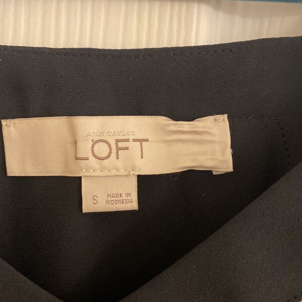 LOFT Tank Top - Picture 3 of 4